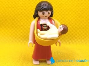 Playmobil Aldeana con Bebé, figura para Belén