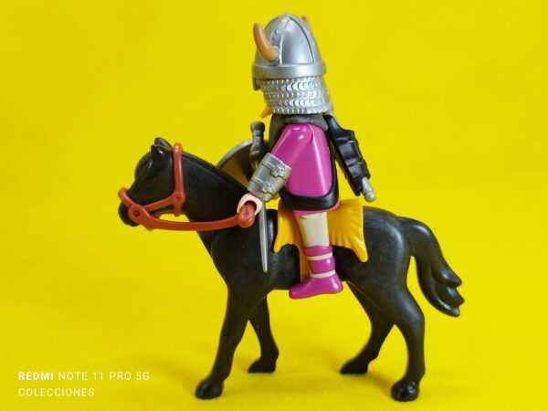 Playmobil Bárbaro con caballo REF 3158 - Imagen 4
