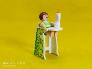 Playmobil Bebé con trona