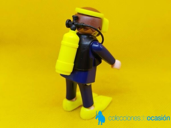 Playmobil Buceador de la policía con aletas y gafas amarillas - Imagen 3