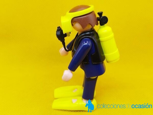 Playmobil Buceador de la policía con aletas y gafas amarillas - Imagen 2