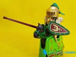 Playmobil Caballero de torneo medieval con armadura dorada