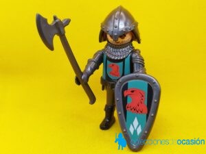 Playmobil Caballero del reino del Halcón, soldado con hacha larga de combate