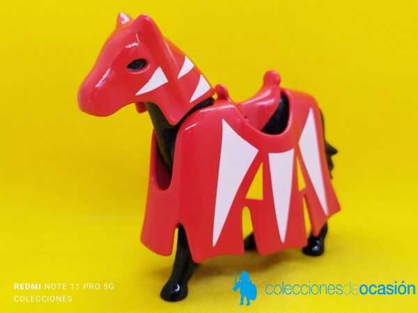 Playmobil Caballo con bardas medievales rojas