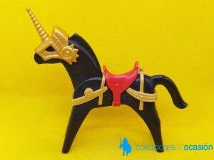 Playmobil Caballo medieval con adornos dorados