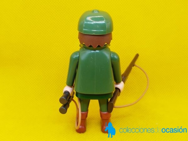 Playmobil Cazador con escopeta y prismáticos - Image 4