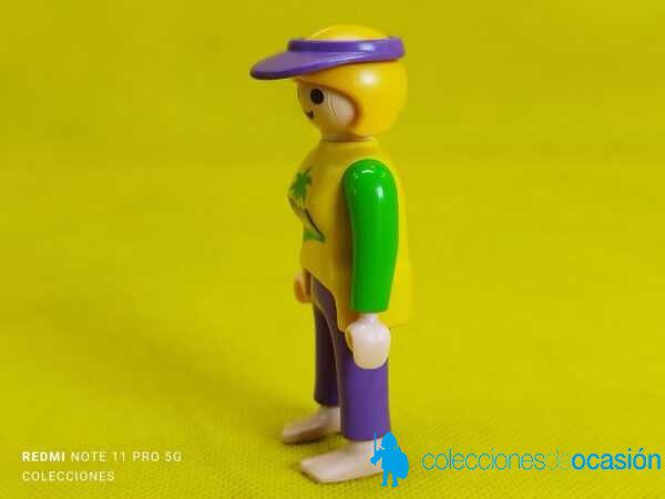 Playmobil Chica con camiseta de Ibiza - Imagen 2