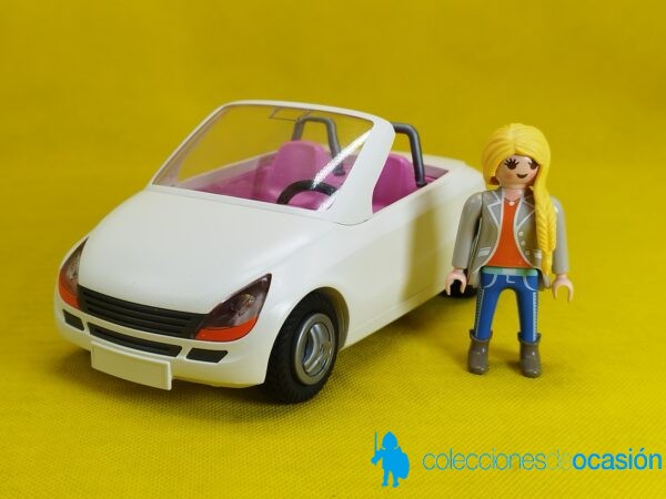 Playmobil Chica con coche blanco