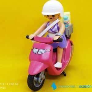 Playmobil Chica con scooter