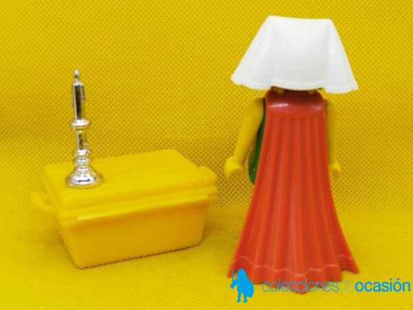Playmobil Clack con candelabro, mujer medieval - Imagen 3
