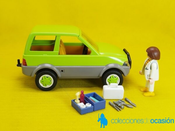 Playmobil Coche de veterinaria, Médica de campo REF 4345 - Imagen 2