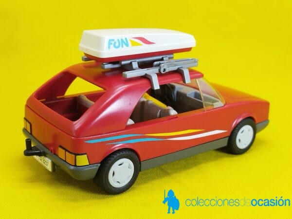 Playmobil Coche rojo con Baca REF 3237 - Imagen 3