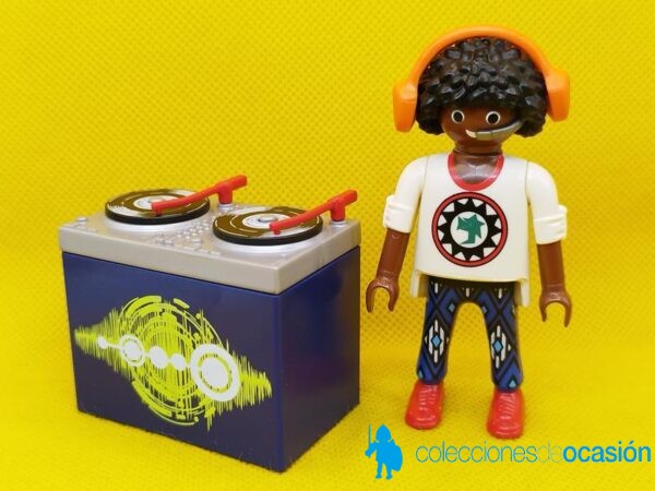 Playmobil DJ con mesa de mezclas y auriculares - Imagen 2