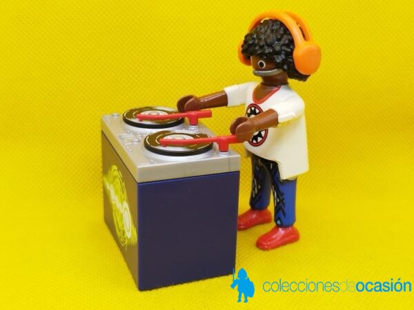 Playmobil DJ con mesa de mezclas y auriculares - Imagen 3