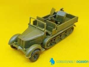 Eko Camión semi-oruga con cañón