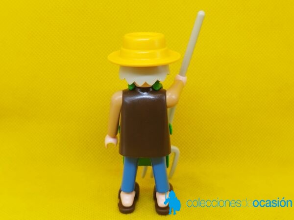 Playmobil Granjero con delantal verde y horca - Imagen 4