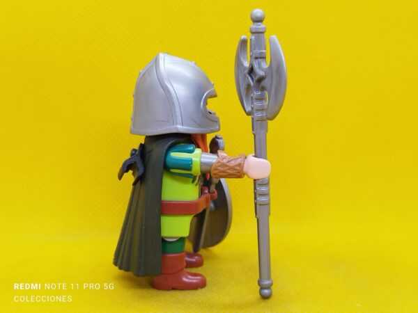 Playmobil Guerrero enano con hacha de combate - Imagen 3