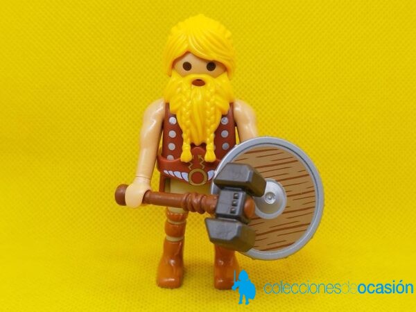 Playmobil Guerrero vikingo con martillo de combate