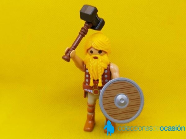 Playmobil Guerrero vikingo con martillo de combate - Imagen 2