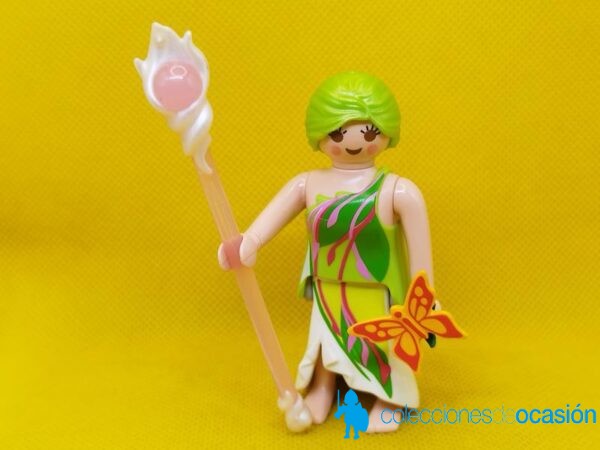 Playmobil Hada con el pelo verde y mariposa en la mano