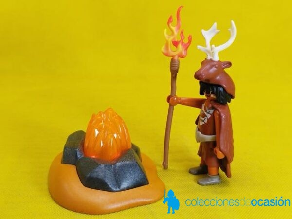 Playmobil Hechicero prehistórico con hoguera REF 3699 - Imagen 2