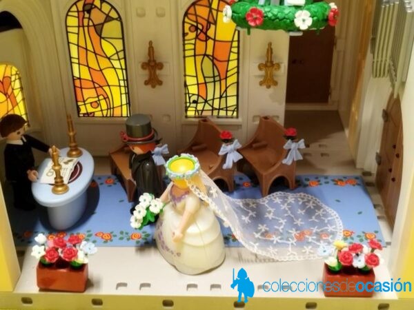 Playmobil Iglesia con novios y cura REF 5053 - Imagen 5