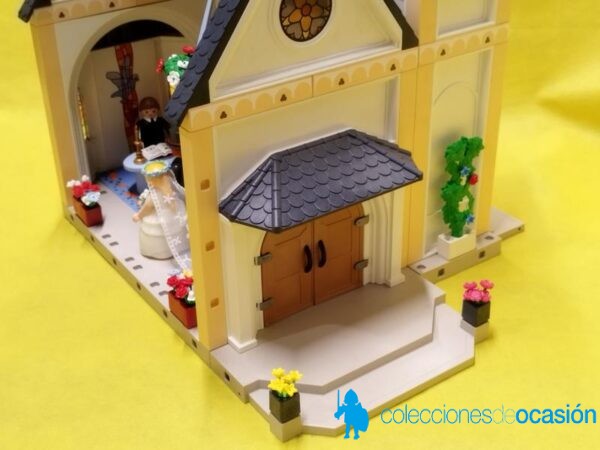 Playmobil Iglesia con novios y cura REF 5053 - Imagen 6