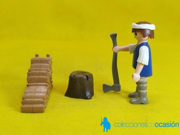 Playmobil Leñador con tocón y acopio de leña, figura para Belén - Imagen 2