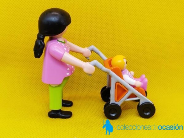Playmobil Mamá con bebé y sillita de paseo - Imagen 4
