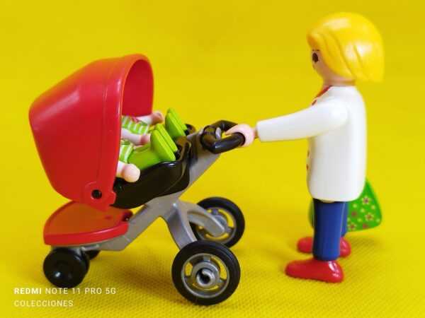 Playmobil Mamá con carrito de gemelos - Imagen 3