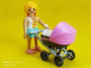 Playmobil Mama con carrito y bebe