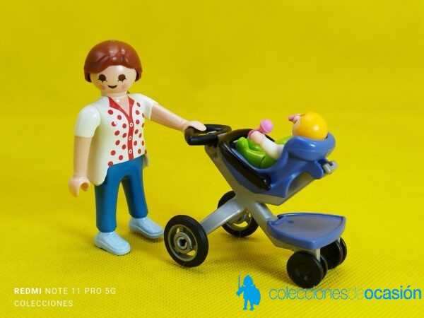 Playmobil Mamá con carrito y bebé con juguetes