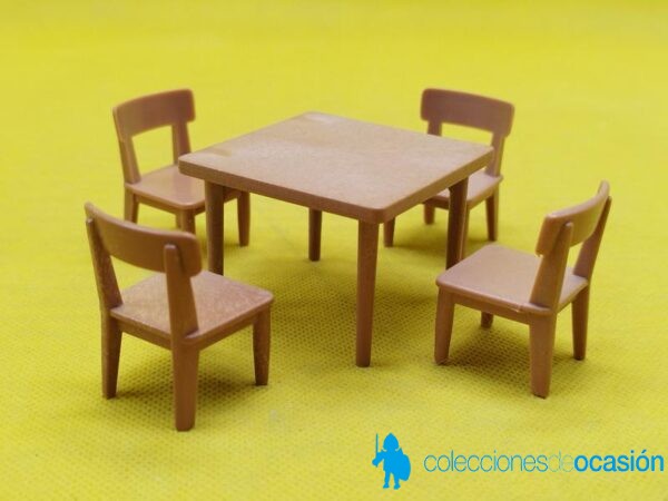 Playmobil Mesa con 4 sillas, muebles