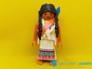 Playmobil Mujer india con bebe en la espalda