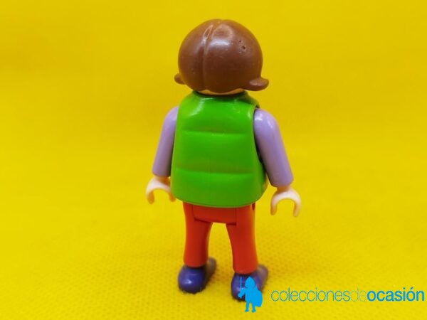 Playmobil Niña city con chaleco verde, niña city - Imagen 3