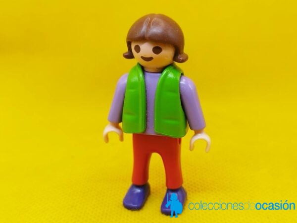 Playmobil Niña city con chaleco verde, niña city