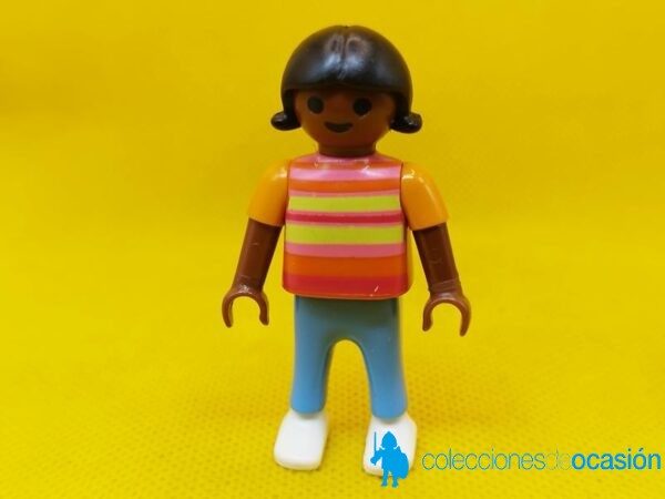 Playmobil Niña city negra