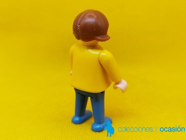 Playmobil Niña con blusa amarilla, Niña city - Imagen 3