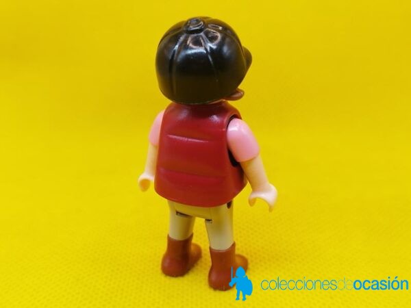 Playmobil Niña con chaleco y gorra, amazona - Imagen 3