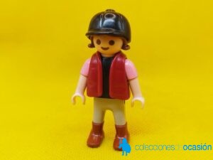 Playmobil Niña con chaleco y gorra, amazona