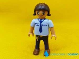 Playmobil Niña con corbata