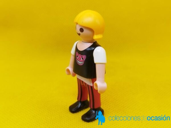 Playmobil Niña con diablo en la blusa, niña city - Imagen 2