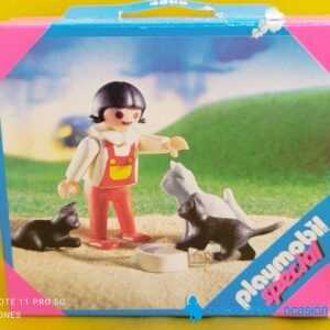 Playmobil Niña con gatos Special REF 4605