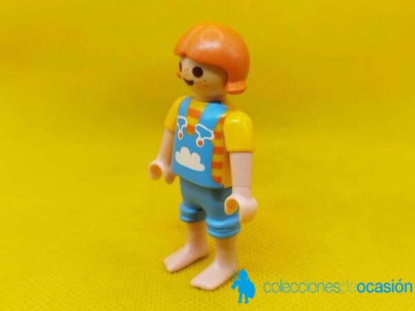 Playmobil Niña descalza con pantalón corto - Imagen 2