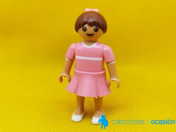 Playmobil Niña con vestido rosa y zapatos blancos, niña city