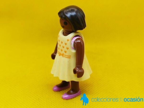 Playmobil Niña negra con vestido - Imagen 2
