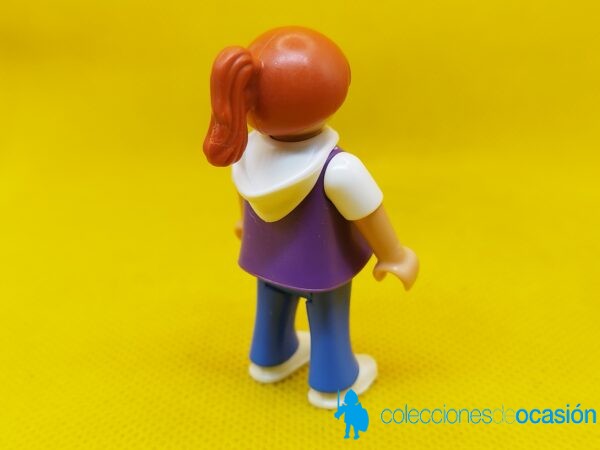 Playmobil Niña pelirroja con coleta, niña city - Imagen 3
