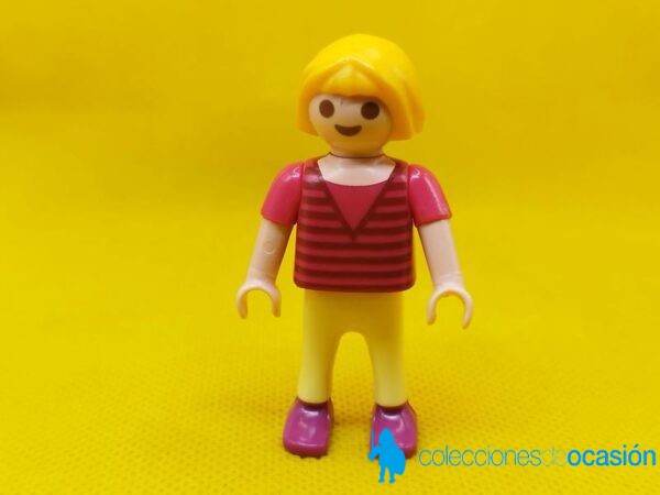 Playmobil Niña rubia city