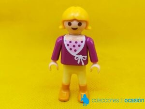 Playmobil Niña rubia, niña city