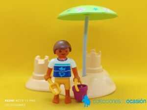 Playmobil Niño con castillos de arena